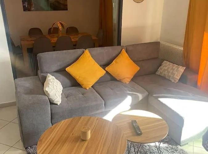 Proche Gare Tgv نيم